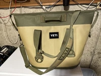 Yeti Hopper 20 Soft Cooler Field Green/Tan Orange w/ Zipper with Carrying Strap