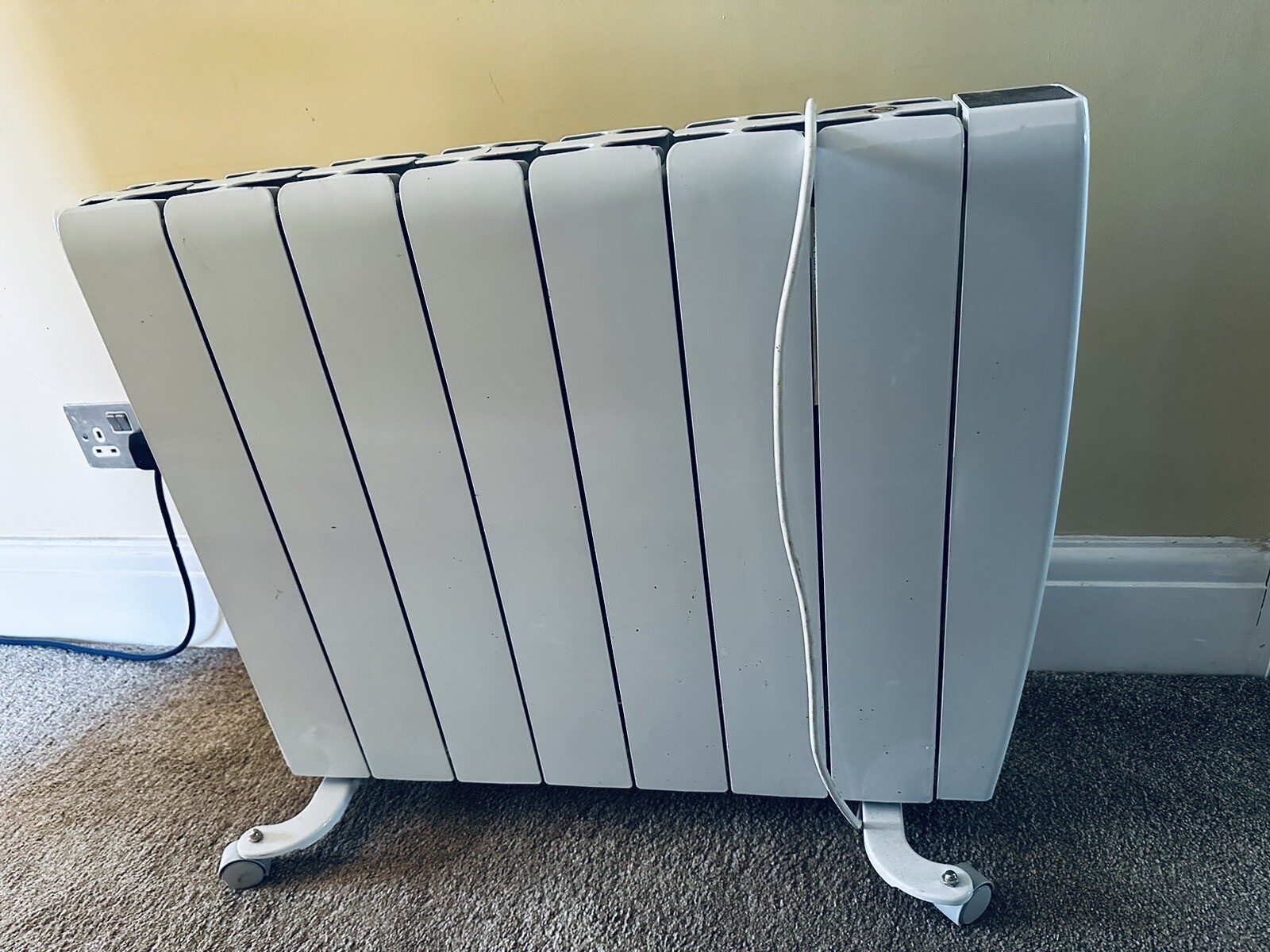 Warm Home Ceramic Radiator 2000W RRP £350 eBay