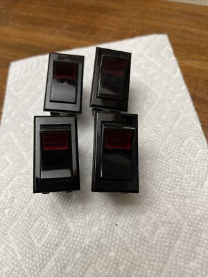 4 CARLING RED LIGHTED ROCKER SWITCH 10a @ 250vac 15a @ 250vac 1/2 hp