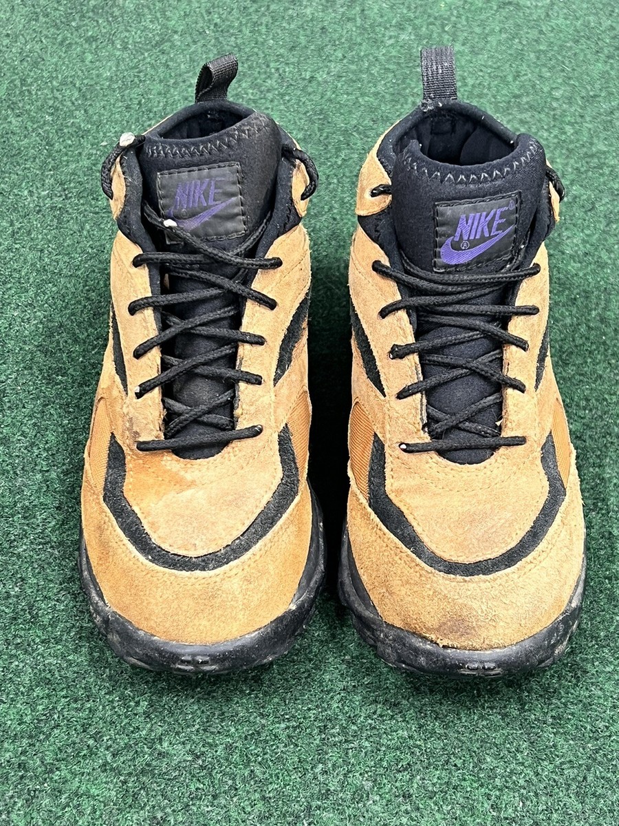 Vintage 90s Nike ACG Regrind Mowabb Sneakers Womens 6 Hiking