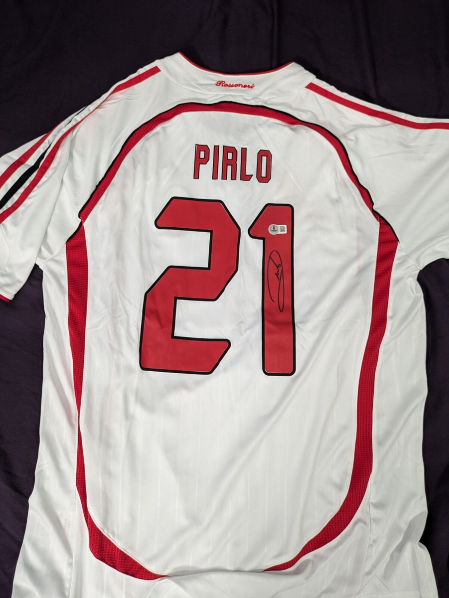 正規品　JUVENTUS PIRLO 21 ACミラン Andrea Pirlo Signed Juventus Home Soccer Jersey #21 with
