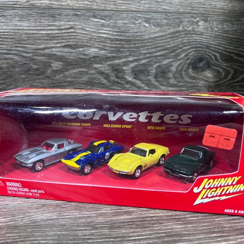 Johnny Lightning Corvette 1:64 Scale Die-Cast Metal Body and Chassis 8 Car Set - Picture 3 of 9