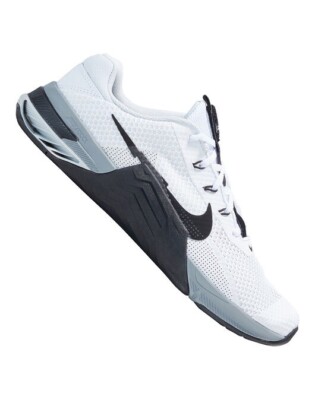 nike metcon men's shoes