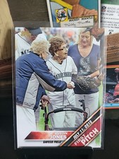 2016 Topps First Pitch Evelyn Jones Insert # FP5 Seattle Mariners 🔥