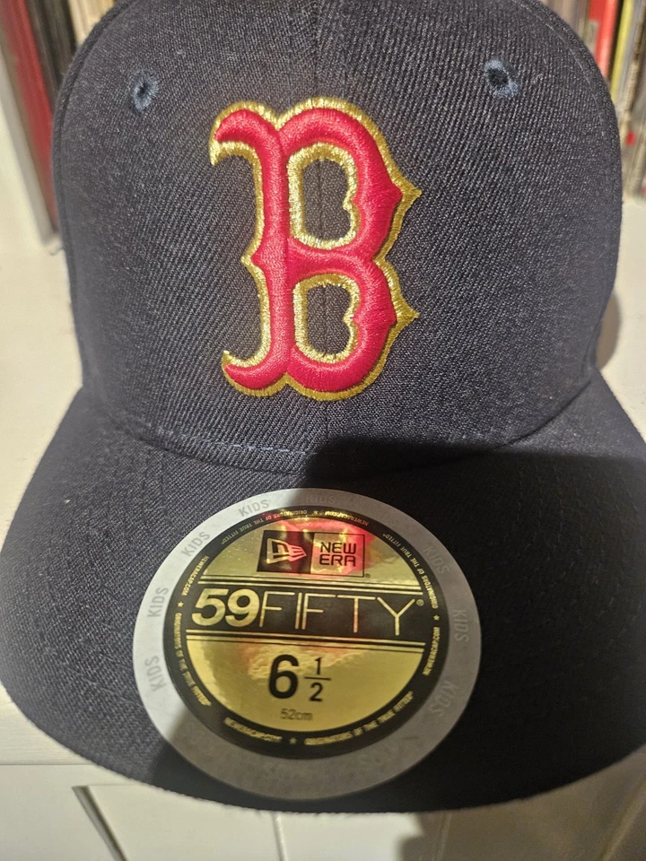 New Kids 6 1/2 2018 59/50 Fitted Hat Cap World Series Boston Red Sox Gold ed MLB - Image 3 of 4