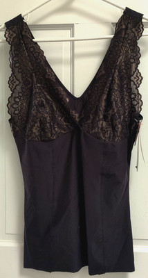 Warner's Shaper Top V-Neck Black/Gold Lace Medium Firm Control 1X   WA1040