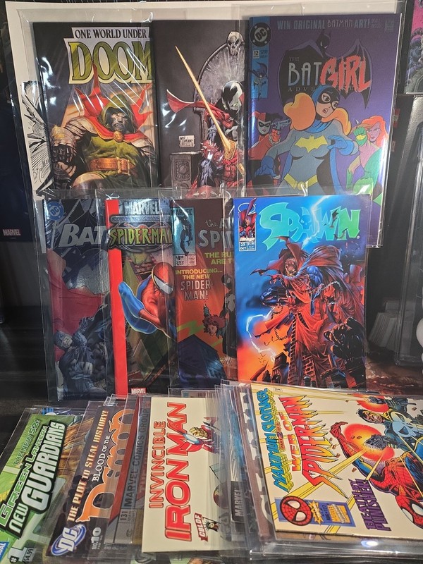 35 Comic Book Lot Anywhere From Mid Grade To High NM, Doom, Spawn, Combined Ship
