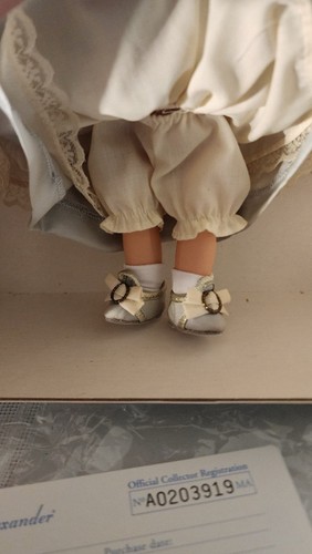 Rare Madame Alexander Adorable Silk Victoria 26875 NRFB - Photo 10/12
