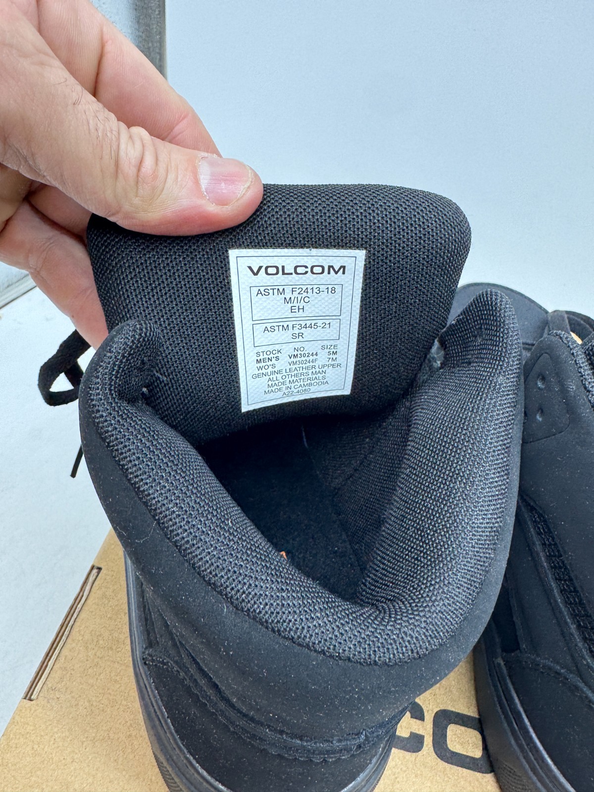 Volcom Evolve Safety Toe High Top Work Sneakers W… - image 7