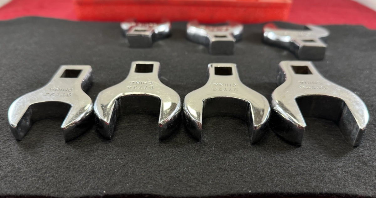Sunex 9730A Juego De Llaves De Pata De Gallo Métricas 1/2" (24mm A 32mm) - 8 Piezas Totalmente Pulidas Con Riel De Almacenamiento