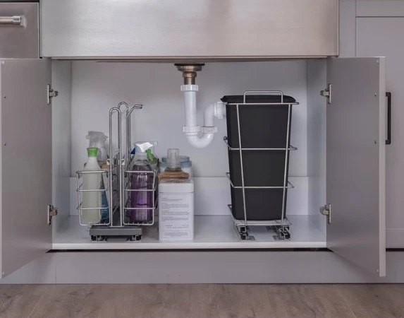 Organizador de fregadero soporte de limpieza de gabinete extraíble cesta de alambre metálico Foto 2 de 4