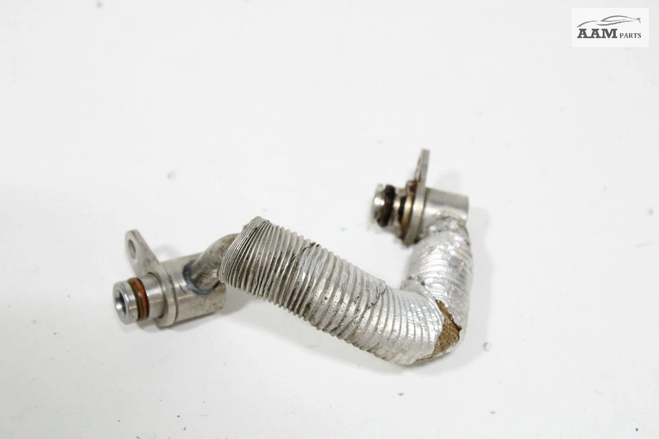 BMW 320I F30 N20 2013-2016 motor de gasolina turbocompresor refrigerante salida línea tubo OEM Foto 2 de 4