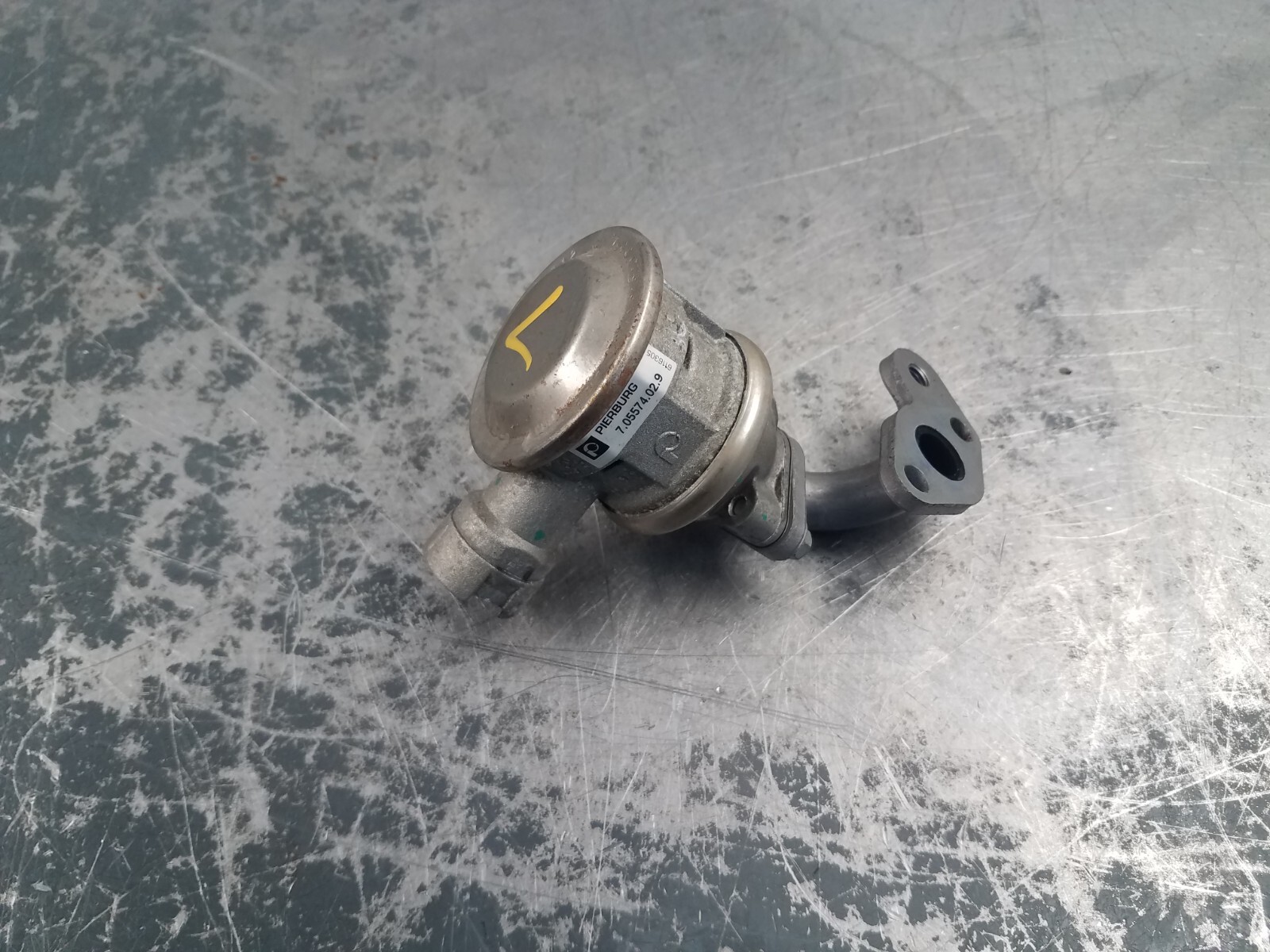 McLaren 720S 4.0L M840T Left EGR Valve #5999 Q8-3