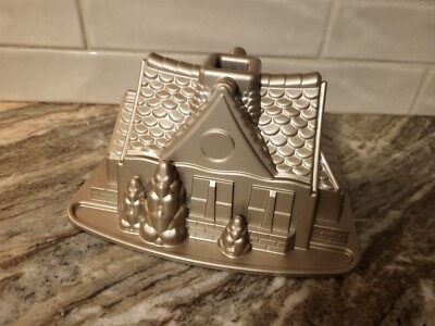 Nordic Ware Gingerbread House Cake Pan Bundt Mold Christmas Holiday Decorate