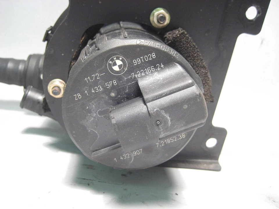 Bomba de aire secundaria de emisiones BMW Z3 1997-2000 M3.2 2.8 USADA OEM 1432907 Foto 3 de 4