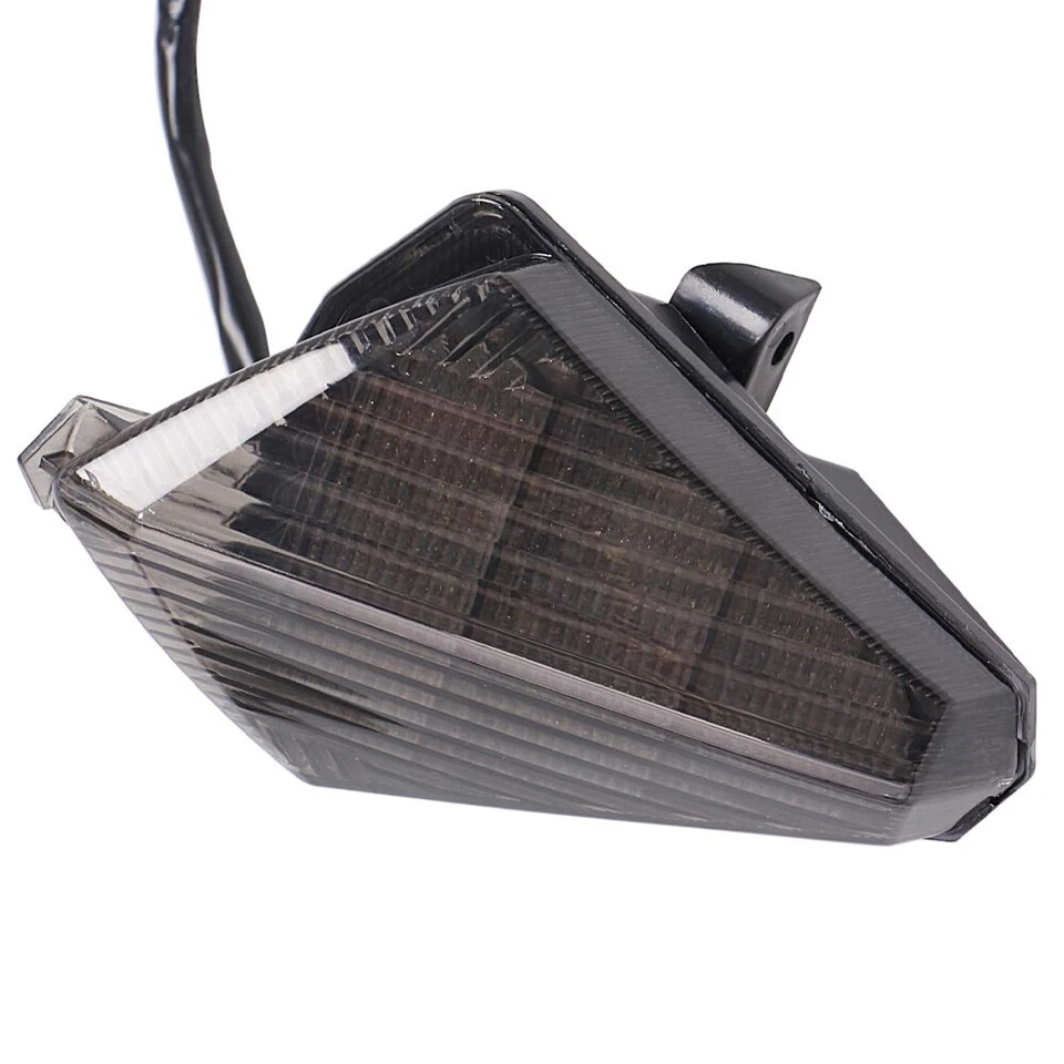 Rear LED Turn Signal Brake Running Tail Light Fit For YAMAHA YZF R1 2007-2008 — 第 3/4 张图片