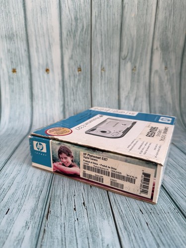 HP Photosmart E327 5.0MP Compact Digital Camera Silver Boxed Digi cam y2k - Picture 16 of 17
