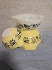 Vintage Set Of 3 Cinderella Pyrex Mixing Bowls In The Yellow And Black...