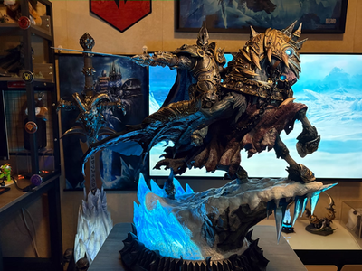 Blizzard Lich King & Invincible War Horse Limited Resin Statue