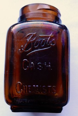 Kleine Stiefel Cash Chemists Malzextraktflasche um 1915