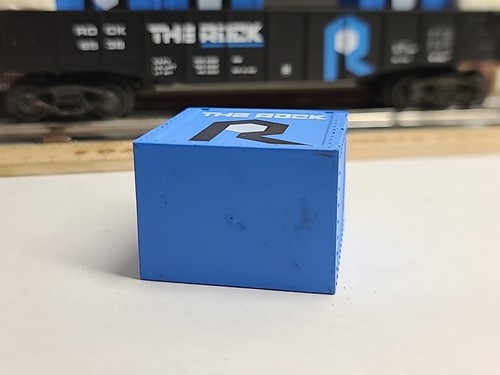 NIB K-Line O Gauge K-6538 The Rock Gondola w/ Removable Crate Load - Picture 7 of 13
