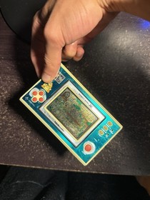 Vintage 1982 Nintendo Game & Watch Donkey Kong Jr Handheld Read Description