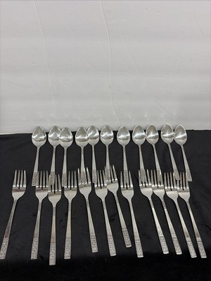 Customcraft Fleur de Lis Stainless Flatware 23 Pieces
