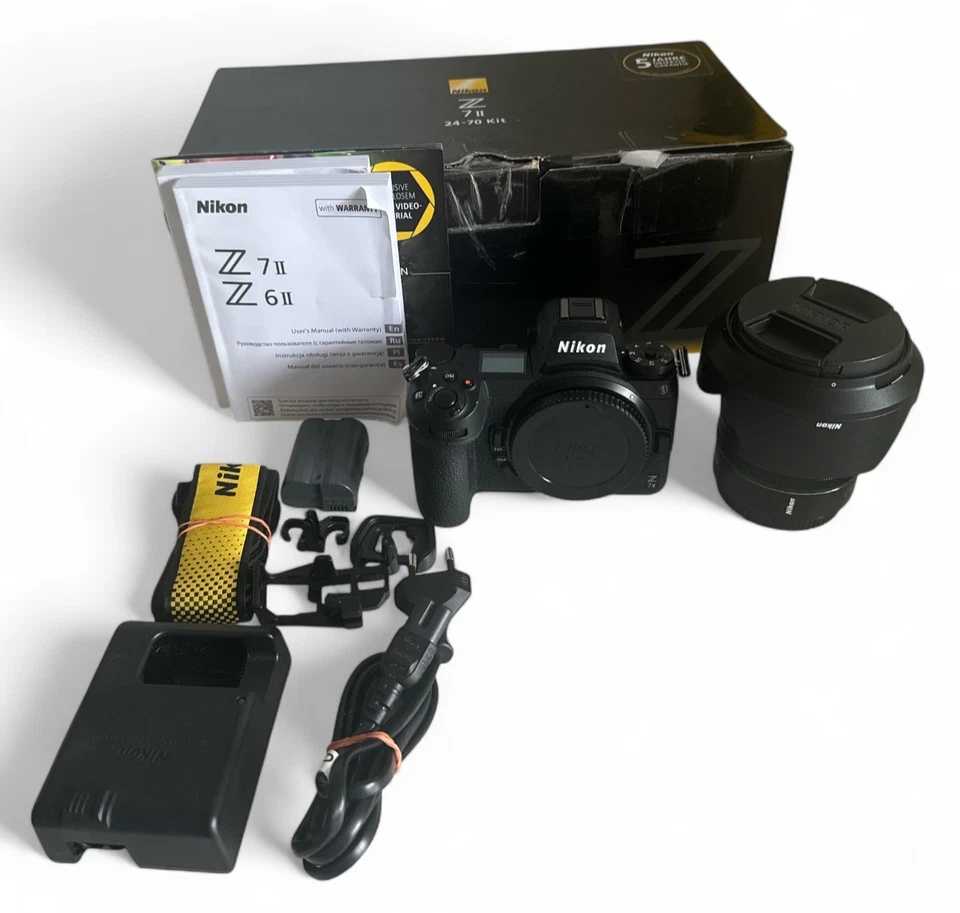 Nikon Z7 II + Z 24-70mm f/4 S Systemkamera Set 8.084 Auslösungen MwSt OVP