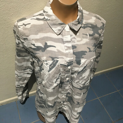 Sanctuary Tomboy Women's Sz S Gray Camouflage Button Front Shirt