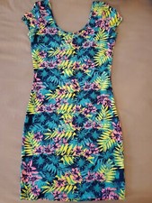 Pre Owned Small Charlotte Russe Vibrant Tropical Floral Bodycon Dress