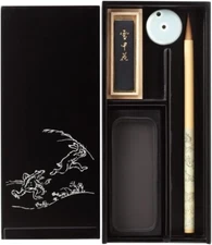 Akashiya Japanese Calligraphy Set – Echizen Lacquer Chōjū-Giga Motif
