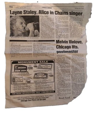 Layne Staley Alice In Chains Obituary Newspaper Clipping 2002 Chicago Tribune - Image 1 of 3
