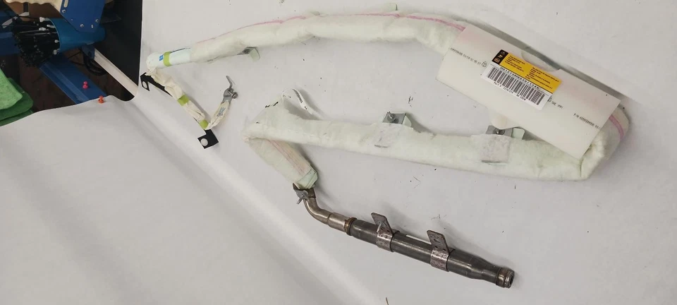 CHEVROLET SILVERADO 1500 Crew Cab roof curtain Air Bag OEM  - Image 4 of 4