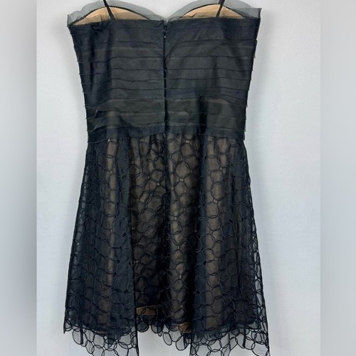BCBG MaxAzria Silk Cocktail Dress Strapless Fit & Flare Black Lace Size 6 Party - Picture 8 of 13