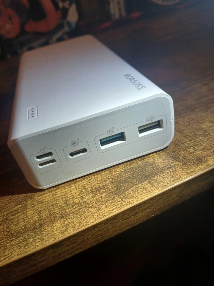 Romoss 30+ Power Bank 30000mAh Portable Charger - Image 2 of 2