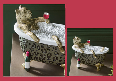 NEXT Gold Gepard Leopard in Badewanne Trinkglas Wein Katze Badezimmer Ornament