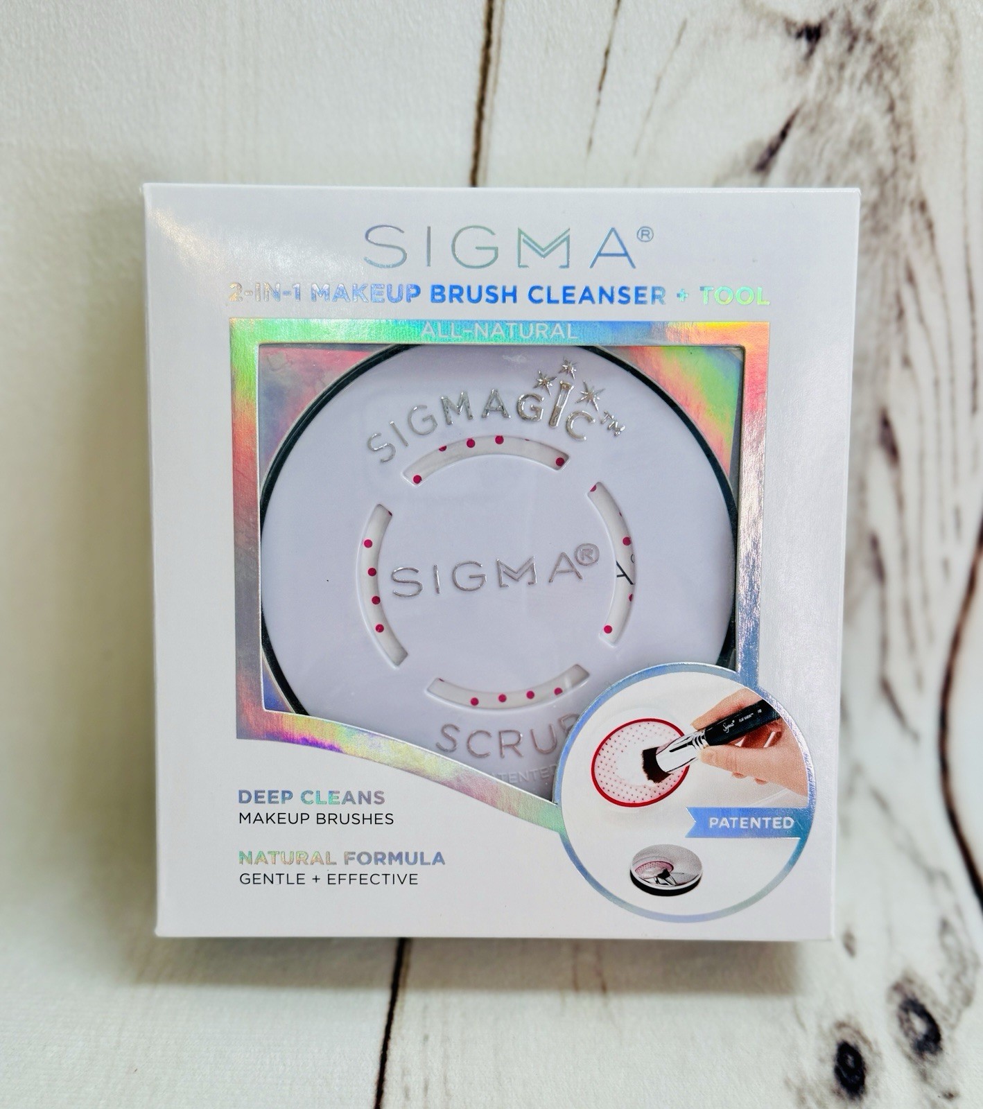 NIB Sigma Beauty Professional SigMagic Solid Scrub Makeup Brush Blender Cleaner