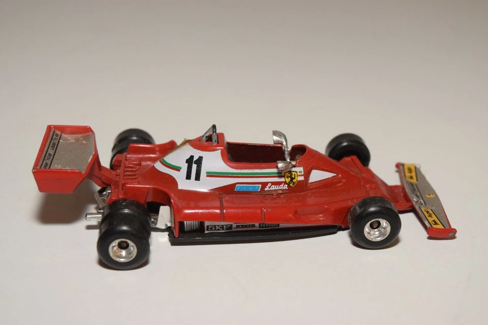 V 1:32 POLITOYS FK-10 FERRARI 312 T2 312T2 NIKI LAUDA F1 NEAR MINT CONDITION — 第 4/4 张图片