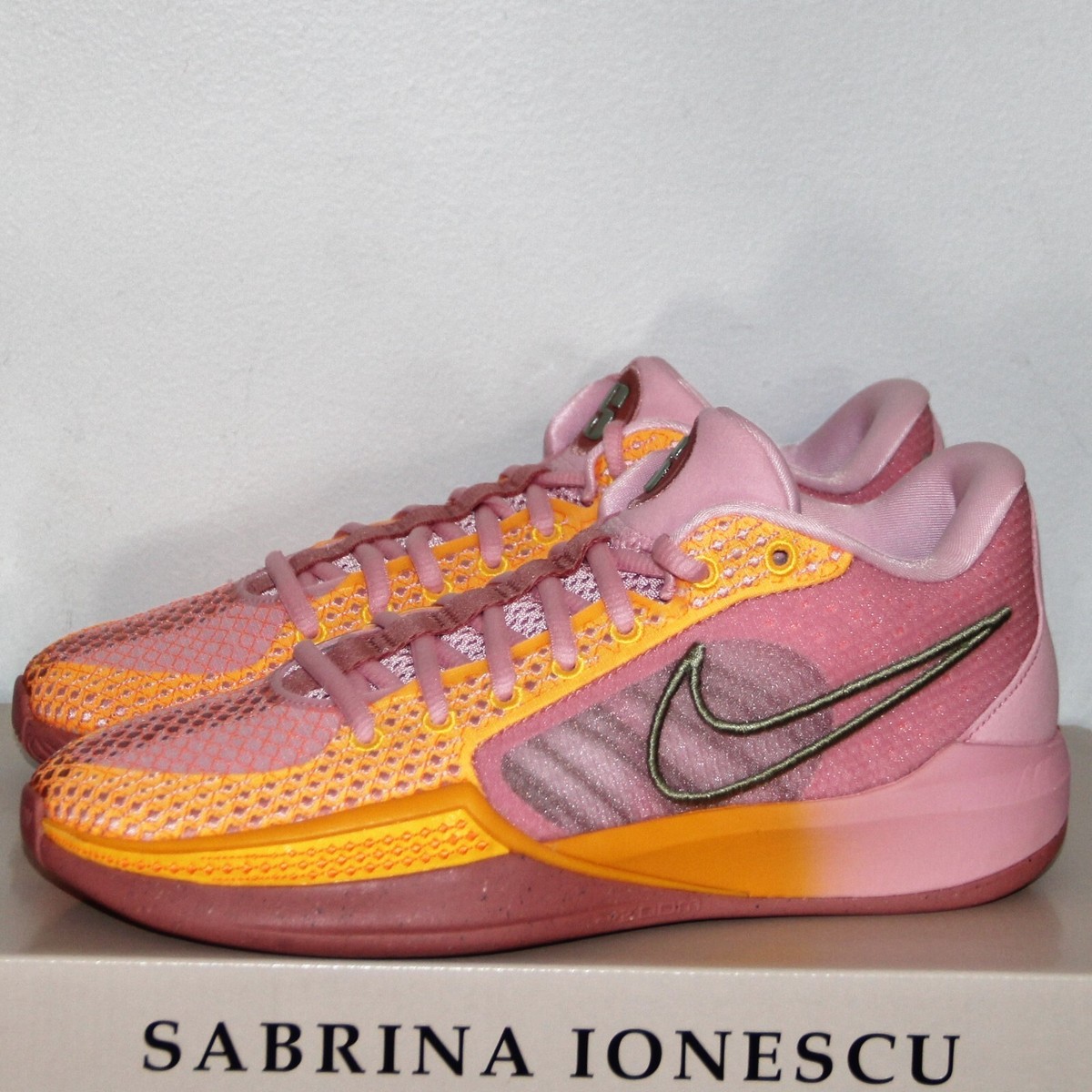 Nike Sabrina 1 West Coast Roots Basketball Shoes Womens 16.5