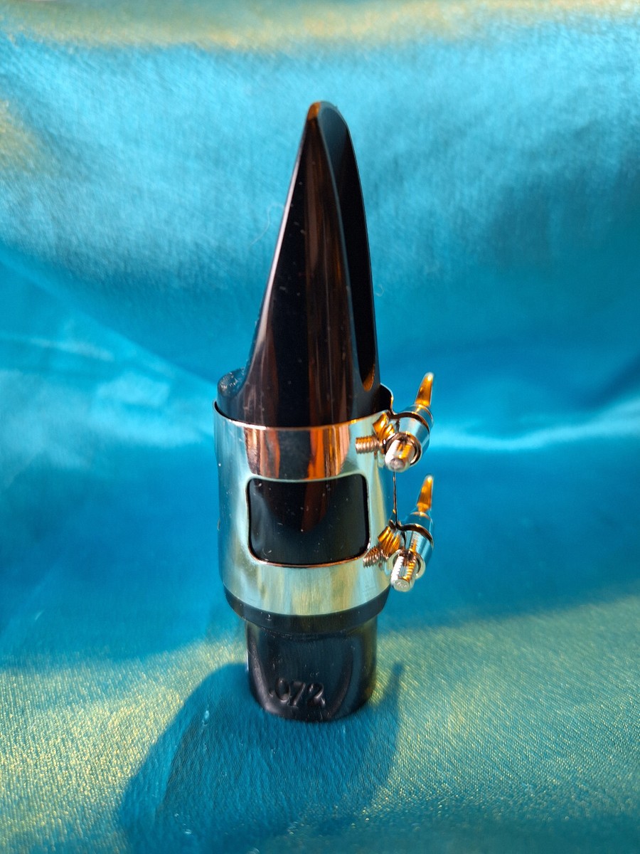 Bari Hard Rubber Alto Sax Mouthpiece, .072 Opening, Ligature and