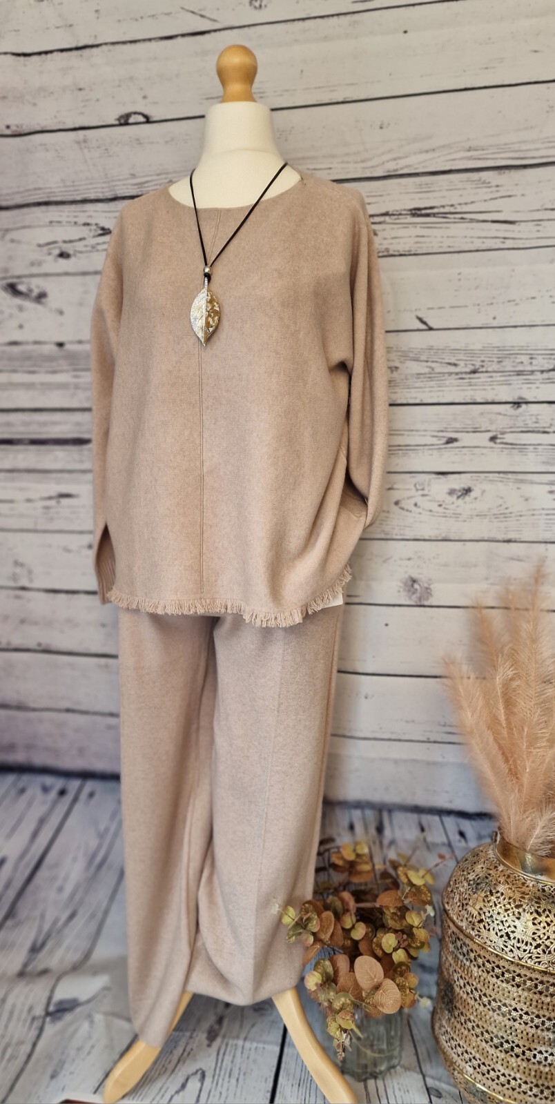 🌟Extremely Profitable Established Ladieswear Clothing Online Business