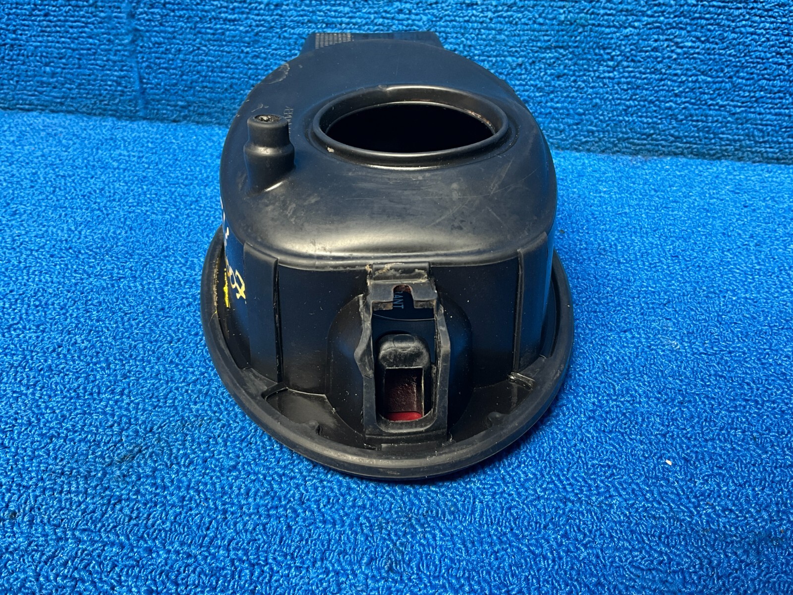 Bentley Continental GT 2007-2010 Fuel door