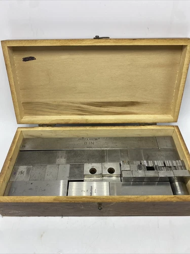 Gage Blocks Various Sizes Wooden Box Various Brands Pratt & Whitney Mitutoyo