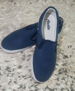navy blue slip on tennis shoes