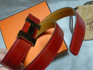 red hermes belt