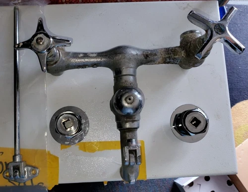 ProFlo PF1119 Wall Mounted Laundry Faucet - Picture 2 of 15