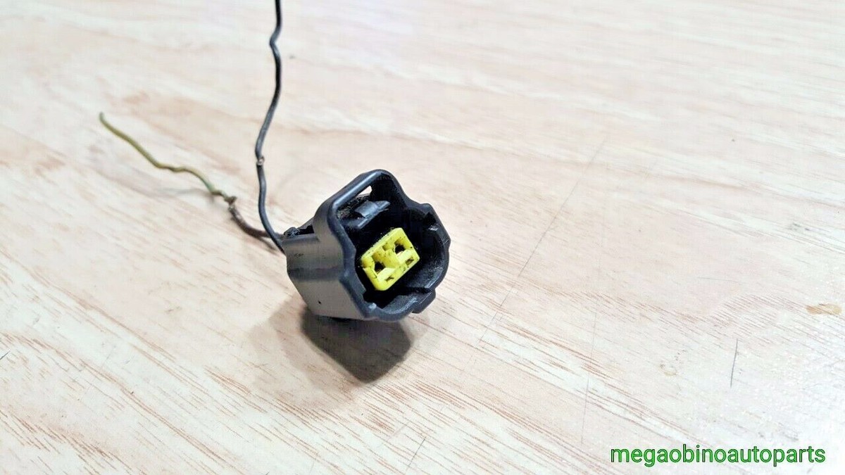 2004-2012 Mitsubishi galant connector 10737 11062 water