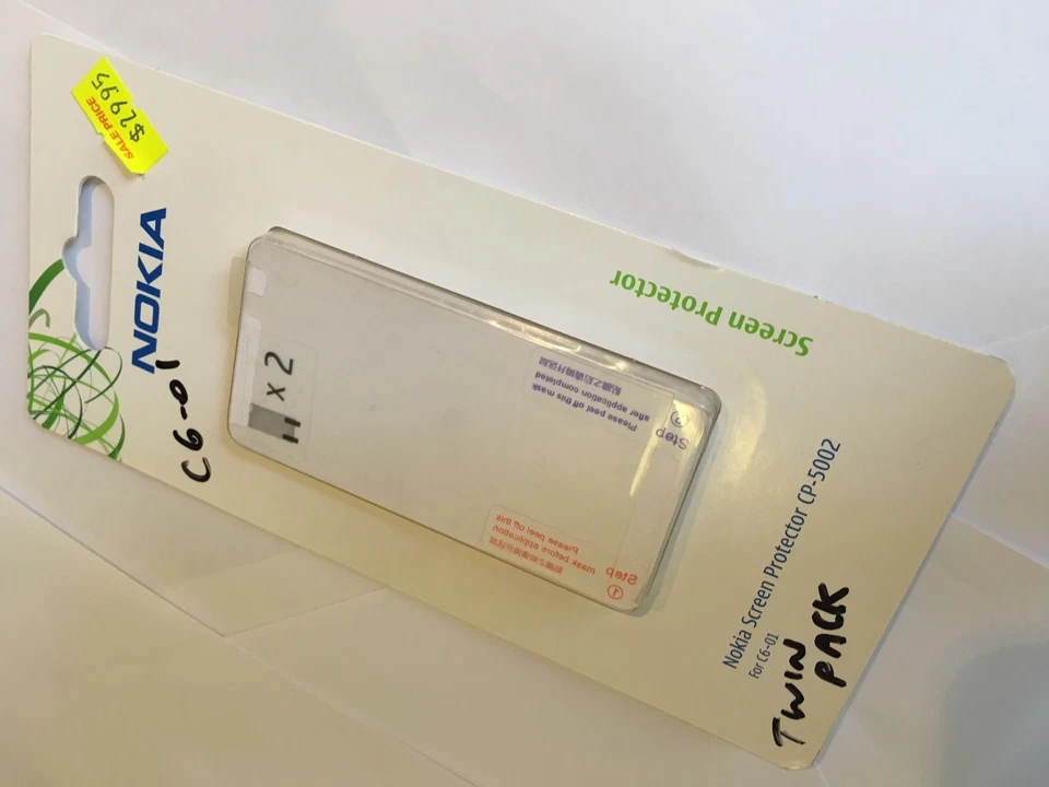Protectores de pantalla Nokia C6-01 en paquete doble transparente CP-5002 genuinos nuevos Foto 4 de 4