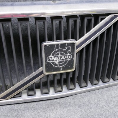 1987-1993 Volvo 240 DL Sedan Front Grille Chrome & Black w/ Emblem