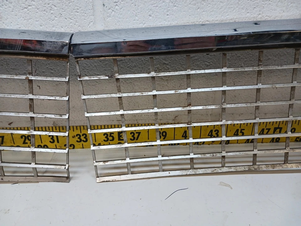 Grelha cromada OEM 2 peças RH/LH LH 3421868 RH 3421867 1958 AMC Rambler 6 (G354) - Imagem 4 de 4